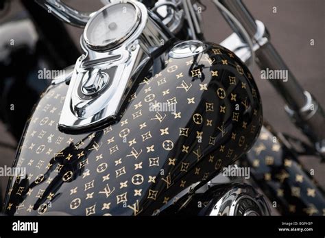 louis vuitton motorcycle seat|Luimoto .